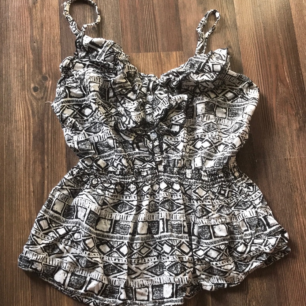 Chic Black and White Patterned Camisole